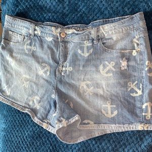 Jean shorts plus size 24